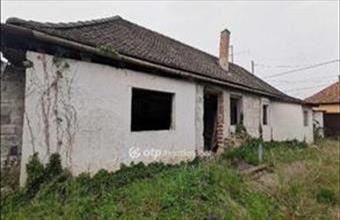 Eladó Bajai családi ház hirdetés (69733736)