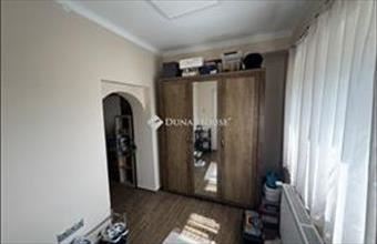 Eladó Pécsi családi ház hirdetés (76759654)