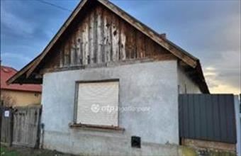 Eladó Jászfényszarui családi ház hirdetés (27442941)