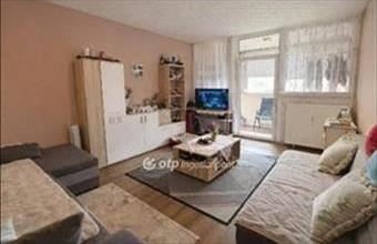 Eladó Egeri panel lakás hirdetés (52273526)