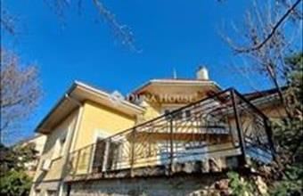 Eladó Budakeszi családi ház hirdetés (22338683)