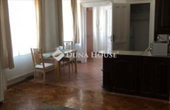 Eladó Budapest V. kerületi tégla lakás hirdetés (47939792)