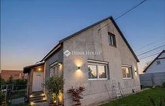 Eladó Tököli családi ház hirdetés (89421234)