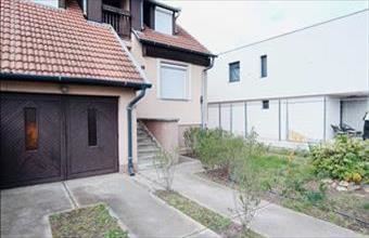 Eladó Debreceni ikerház hirdetés (45323933)