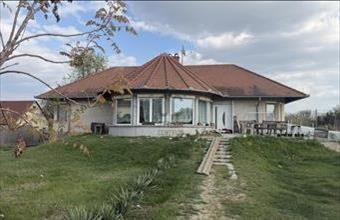 Eladó Kecskeméti családi ház hirdetés (54382938)