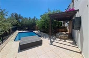 Eladó Görögországi családi ház hirdetés (25627216)