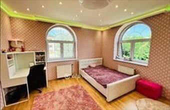 Eladó Budapest XVI. kerületi családi ház hirdetés (77234975)