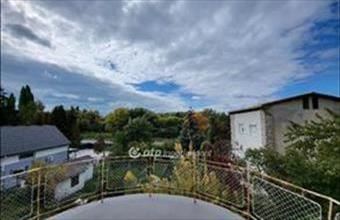 Eladó Balatonfűzfői családi ház hirdetés (72246949)