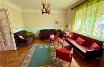 Eladó Ceglédi családi ház hirdetés (79482785)