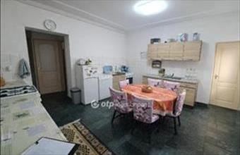 Eladó Ceglédberceli családi ház hirdetés (98744325)