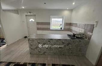 Eladó Tápiószelei családi ház hirdetés (32972917)