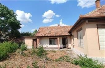 Eladó Nagykátai családi ház hirdetés (99999694)