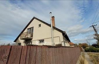 Eladó Jászberényi családi ház hirdetés (73338265)