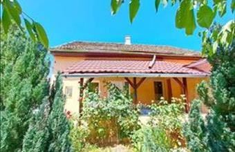 Eladó Szolnoki családi ház hirdetés (84877277)