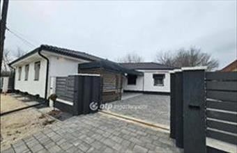 Eladó Szolnoki családi ház hirdetés (67987467)