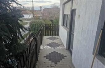 Eladó Simontornyai családi ház hirdetés (36337645)