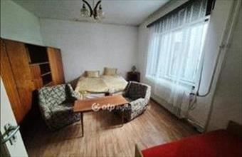 Eladó Cecei családi ház hirdetés (39349535)