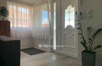 Eladó Enyingi családi ház hirdetés (77394432)