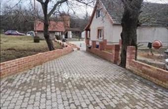 Eladó Dunaújvárosi családi ház hirdetés (33532459)