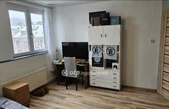 Eladó Dunaújvárosi tégla lakás hirdetés (79474521)