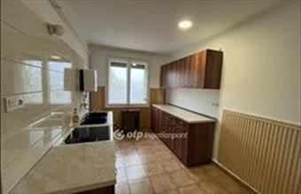 Eladó Szekszárdi tégla lakás hirdetés (77945257)