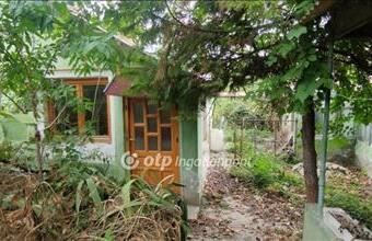 Eladó Szekszárdi családi ház hirdetés (33258385)