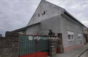 Eladó Tolnai családi ház hirdetés (44789434)