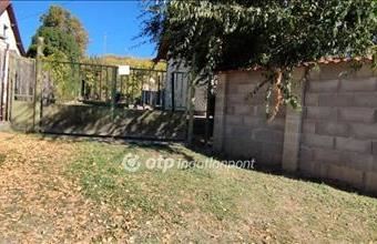 Eladó Szekszárdi családi ház hirdetés (92556785)