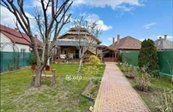 Eladó Szigetszentmiklósi családi ház hirdetés (34786764)