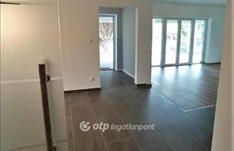 Eladó Pusztaszabolcsi családi ház hirdetés (55682527)