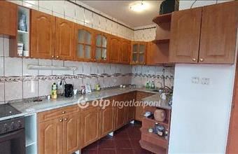 Eladó Szegedi tégla lakás hirdetés (95263843)