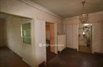 Eladó Csongrádi családi ház hirdetés (91194639)