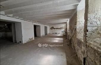 Eladó Szegedi üzlethelyiség utcafronton hirdetés (57514414)