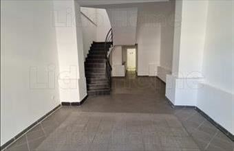 Kiadó Székesfehérvári üzlethelyiség üzletházban hirdetés (33443357)