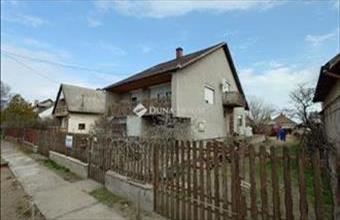 Eladó Cserkeszőlői családi ház hirdetés (11533923)