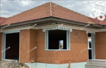 Eladó Kunszállási családi ház hirdetés (22416293)