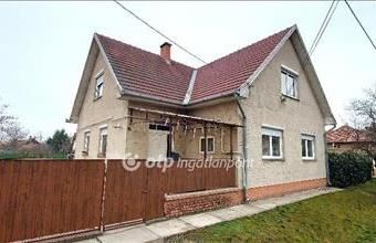 Eladó Kunszentmártoni családi ház hirdetés (74179384)