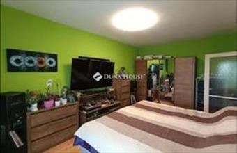 Eladó Pécsi panel lakás hirdetés (76346845)