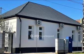 Eladó Üllői családi ház hirdetés (62831764)