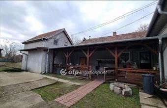 Eladó Albertirsai családi ház hirdetés (78424398)