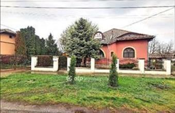 Eladó Biharnagybajomi családi ház hirdetés (34699791)