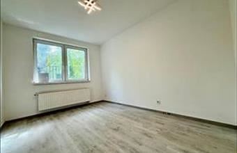 Eladó Budapest III. kerületi családi ház hirdetés (53542548)