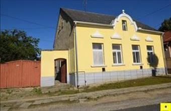 Kiadó Gyöngyösfalui családi ház hirdetés (41786863)