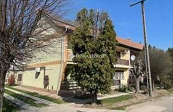 Eladó Mezőtúri tégla lakás hirdetés (86257444)