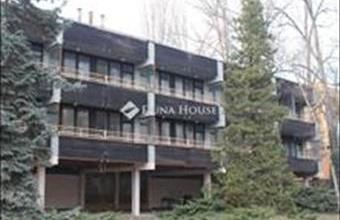 Eladó Budapest III. kerületi üdülőövezeti telek hirdetés (23293845)