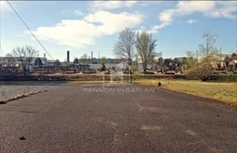 Kiadó Veszprémi lakóövezeti telek hirdetés (59387743)