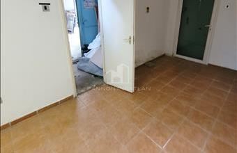 Kiadó Veszprémi telephely hirdetés (57888645)