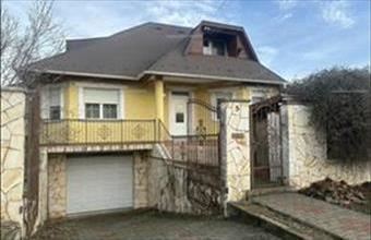 Eladó Gyöngyösi családi ház hirdetés (37774624)