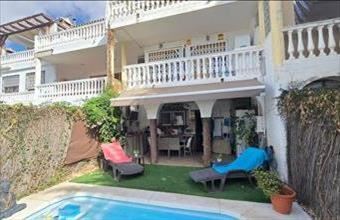 Eladó Spanyolországi sorház hirdetés (47743977)