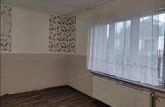 Eladó Nyíregyházai családi ház hirdetés (84972345)